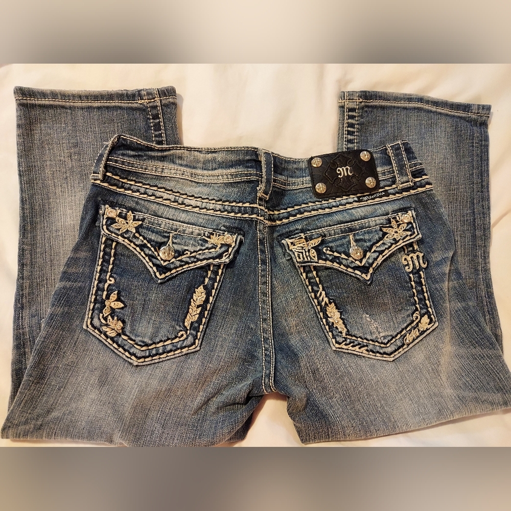 Miss Me Light Blue Denim Capris with Embroidery - 30x21 - Picture 8 of 8